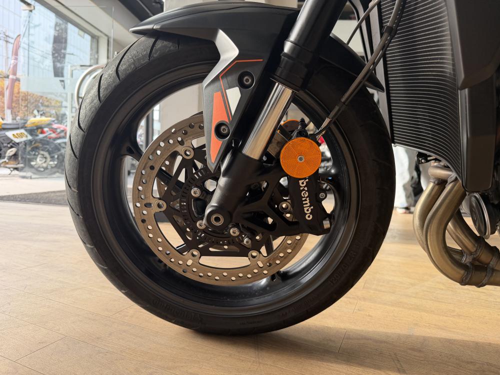 TRIUMPH